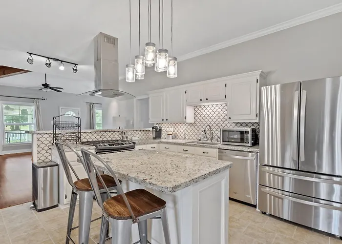 Downtown 3 Bedroom Home