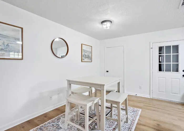 Three Bedroom House In Lake Charles