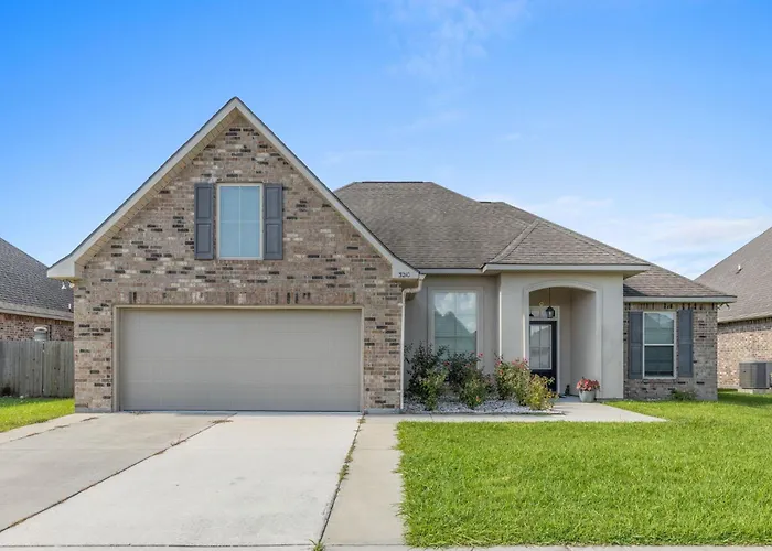 3 Bedroom Family Home In Lake Charles